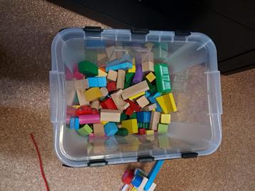 Houten blokken beschikbaar voor biedingen