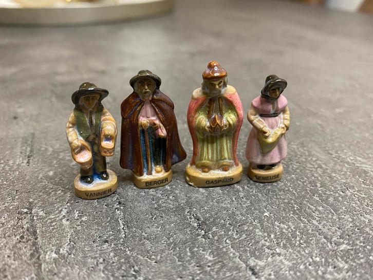 Vintage Kerststalbeeldjes Santons Feves, Antiek en Kunst, Antiek | Keramiek en Aardewerk, Ophalen of Verzenden