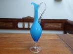 Vintage opaline kan – vaas in blauw, 25 cm.