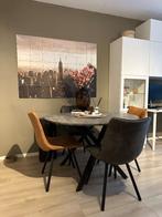 Ronde eettafel betonlook + 4 stoelen (cognac & antraciet), Huis en Inrichting, Tafels | Eettafels, Ophalen, Gebruikt, Rond, Modern
