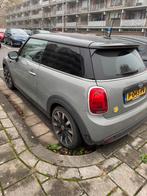 Mini 3-deurs (f56) Electric 184pk Aut 2021 Grijs 76.000 KM, Auto's, Mini, Stof, 4 stoelen, 93 kWh, 195 min