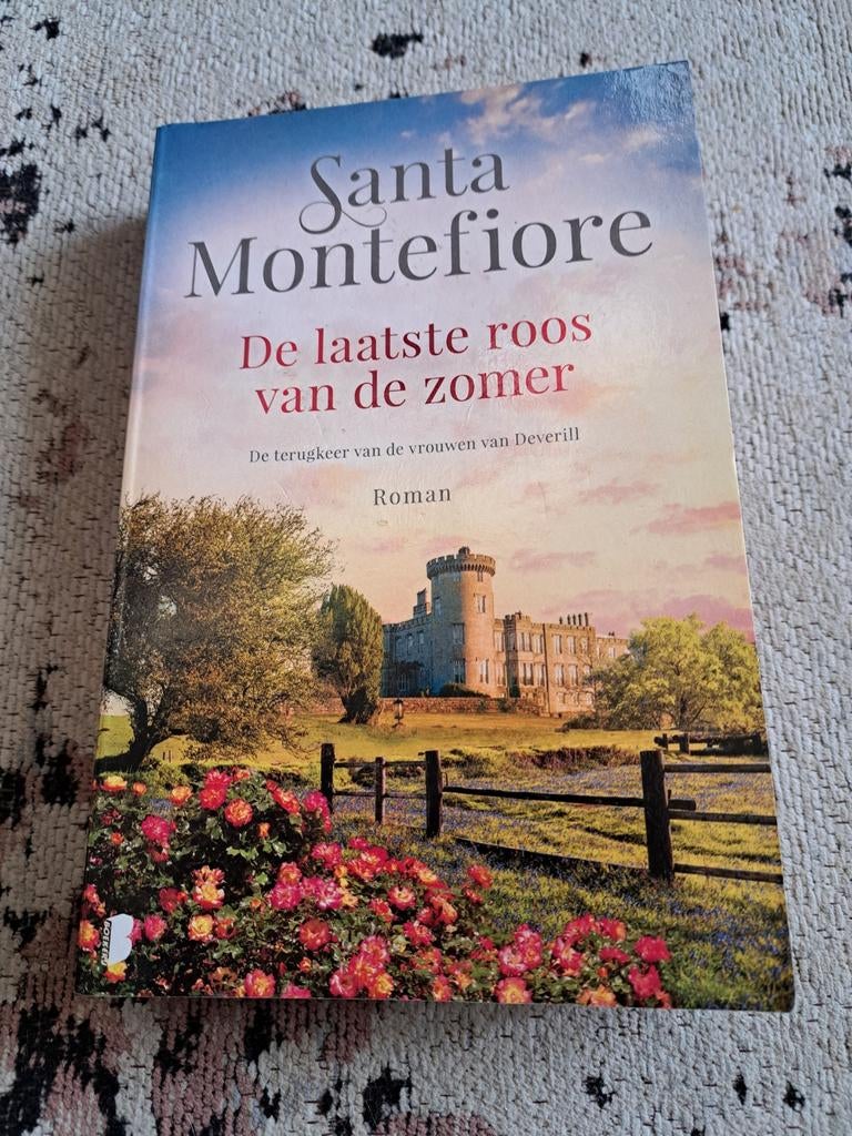 De Laatste Roos van de Zomer - Santa Montefiore, Boeken, Ophalen of Verzenden, Zo goed als nieuw, Santa Montefiore, Nederland
