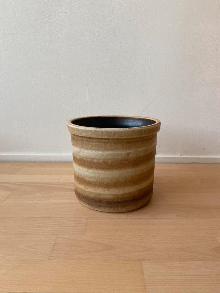 Vintage keramiek bloempot natuurtinten groot, Tuin en Terras, Bloempotten, Zo goed als nieuw, Aardewerk, Minder dan 25 cm, Rond