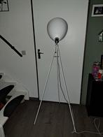 Stijlvolle Eglo Staande Lamp, Huis en Inrichting, Lampen | Vloerlampen, Gebruikt, Ophalen of Verzenden, Metaal, Modern