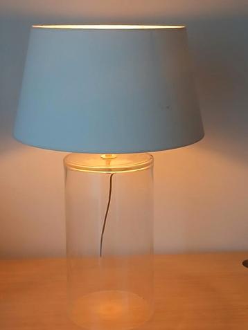 Design lamp beschikbaar voor biedingen