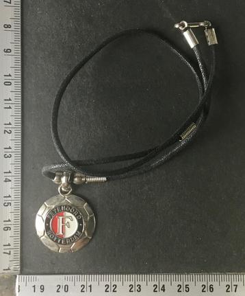hanger aan koord van Feyenoord (P3 beschikbaar voor biedingen