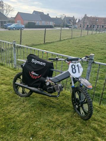 WAARDEPEILING grasbaan tomos 70cc beschikbaar voor biedingen