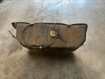 Alfa 75 v6 america benzine tank beschikbaar voor biedingen