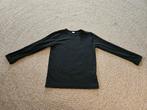 Zwart themoshirt, maat 122-128, Kinderen en Baby's, Kinderkleding | Maat 122, Ophalen of Verzenden, Zo goed als nieuw, Jongen of Meisje