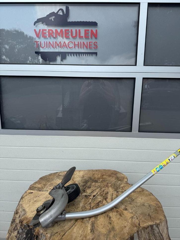 Stihl Fes-km kantensnijder, Tuin en Terras, Hand-tuingereedschap, Zo goed als nieuw, Overige soorten, Ophalen of Verzenden