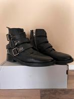 Nubik enkelaarsjes, Kleding | Heren, Schoenen, Ophalen of Verzenden, Zo goed als nieuw