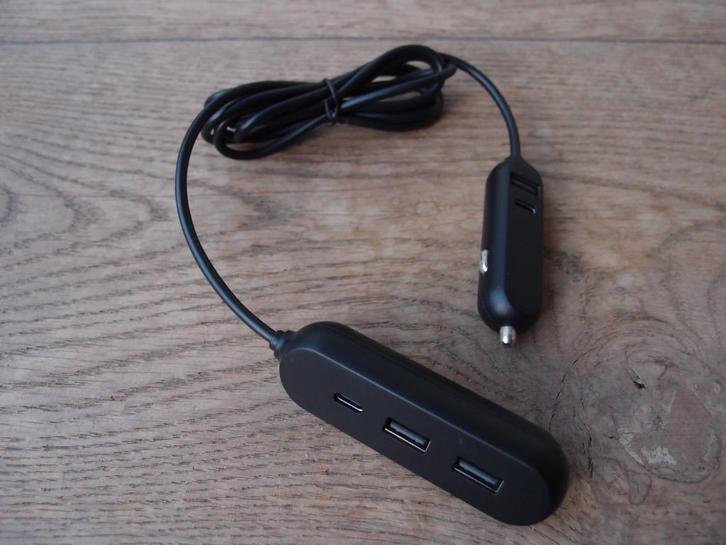 12V autolader USB hub 5 ports poorten, Telecommunicatie, Autoladers, Nieuw, Ophalen of Verzenden