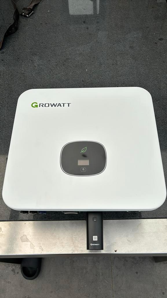 Growatt omvormer MOD 7000TL3-XH, Doe-het-zelf en Verbouw, Zonnepanelen en Toebehoren, Zo goed als nieuw, Overige typen, Ophalen
