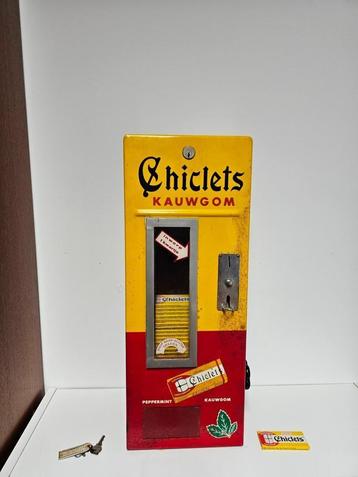 Mooie oude Chiclets kauwgom automaat! beschikbaar voor biedingen