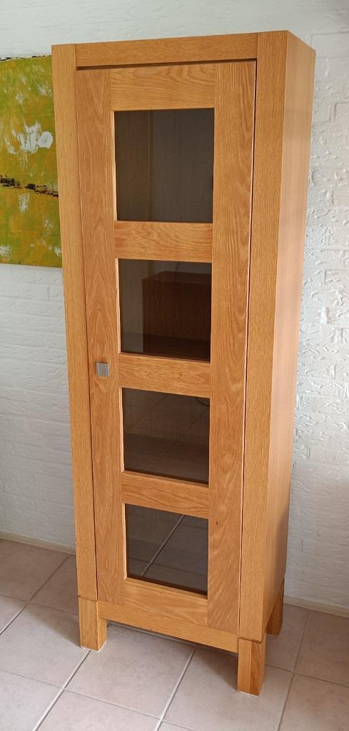 Te koop: Strakke moderne eiken vitrine kast., Huis en Inrichting, Kasten | Vitrinekasten, Zo goed als nieuw, 150 tot 200 cm, 50 tot 100 cm