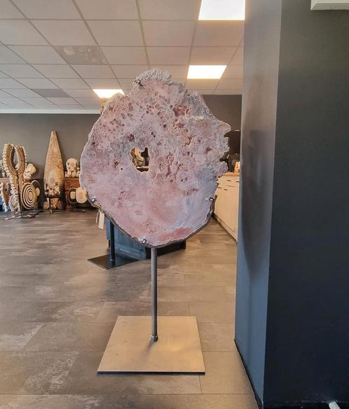 roze amethist XXL op standaard 144,5 x 77,5 cm, Verzamelen, Mineralen en Fossielen, Mineraal, Ophalen of Verzenden