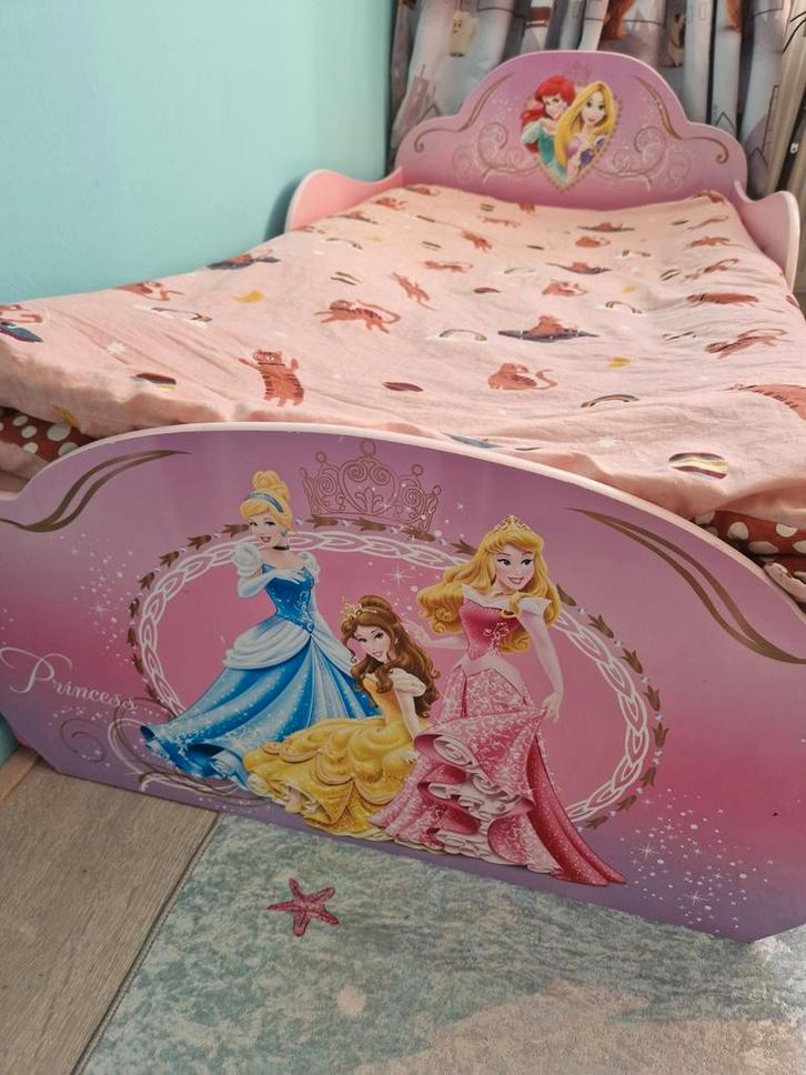 Compleet kinderbed Disney Princess 140x70 peuterbed, Kinderen en Baby's, Kinderkamer | Bedden, Zo goed als nieuw, 140 tot 160 cm