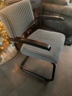 Bijna niet gebruikt! 4 eetkamer stoelen!, Huis en Inrichting, Stoelen, Ophalen, Zo goed als nieuw, Grijs, Vier