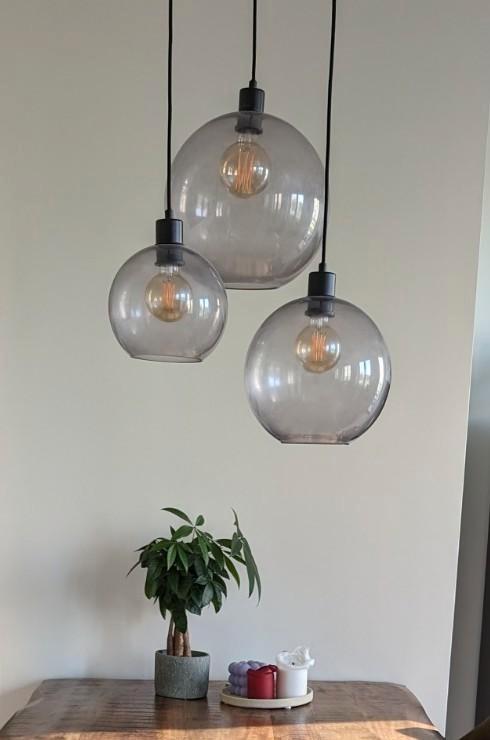 Hanglamp Zwart met 3 Rookglas Bollen, Huis en Inrichting, Lampen | Hanglampen, Zo goed als nieuw, 75 cm of meer, Ophalen