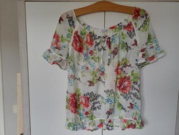 lief bloesje met bloemen ronde hals S beschikbaar voor biedingen
