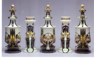 Verzamelaar zoekt Rozenburg Colenbrander vazen beschikbaar voor biedingen