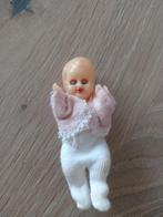 klein oud popje met bewegende oogjes poppenhuis, Ophalen of Verzenden, Gebruikt, Pop