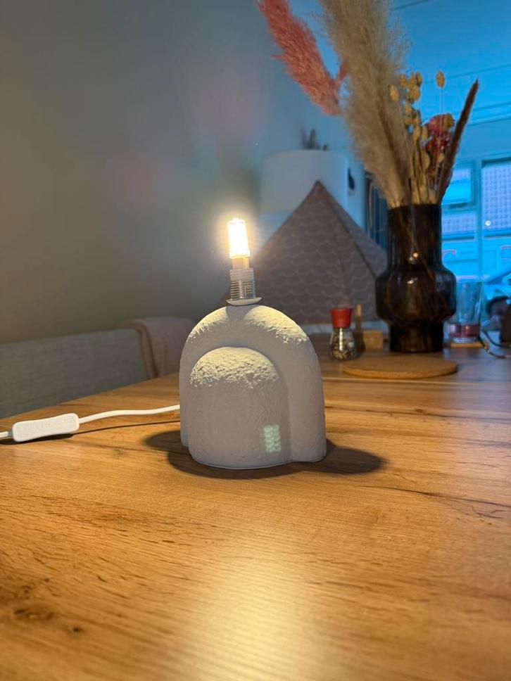 Beige Tafellamp, Huis en Inrichting, Lampen | Tafellampen, Zo goed als nieuw, Minder dan 50 cm, Overige materialen, Ophalen