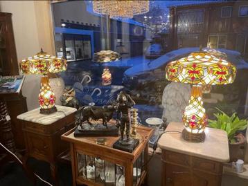 Tiffany lamp, bureaulamp lamp voor uw woning of mancave beschikbaar voor biedingen