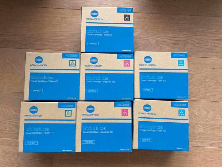 Konica Minolta Toner Set - bizhub C10/C25 - Nieuw, Computers en Software, Printerbenodigdheden, Nieuw, Toner, Ophalen of Verzenden