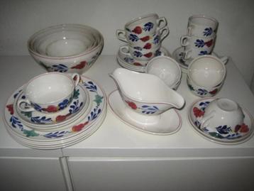 Boerenbont servies onderdelen Maastricht & Boch beschikbaar voor biedingen