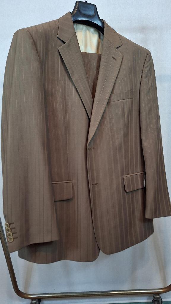 Kostuum kwartmaat 650 / 25 (106), Kleding | Heren, Kostuums en Colberts, Nieuw, Overige maten, Bruin, Ophalen of Verzenden