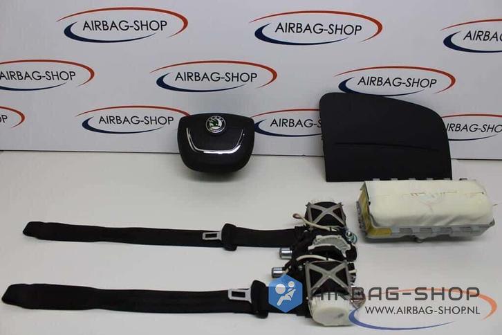Skoda Fabia Airbagset 2007 - 2014 Airbags + Gordels, Auto-onderdelen, Dashboard en Schakelaars, Skoda, Gebruikt, Ophalen of Verzenden