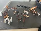 Schleich 66 paarden, ook veulens,stal en weide en huis, Verzamelen, Speelgoed, Ophalen of Verzenden