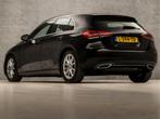 Mercedes-Benz A-Klasse 200 Sport 164Pk Automaat (GROOT NAVI,, Auto's, Mercedes-Benz, Gebruikt, 4 cilinders, Leder en Stof, Zwart