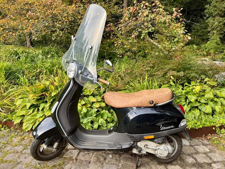 Vespa LX50 - 2006 - Opknapper met potentie!, Fietsen en Brommers, Scooters | Yamaha, Gebruikt, Overige modellen, Maximaal 45 km/u
