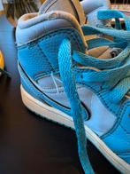 Air Jordan - Maat 35.5 - Goede staat, Kleding | Dames, Schoenen, Ophalen of Verzenden, Gedragen, Blauw, Sneakers of Gympen