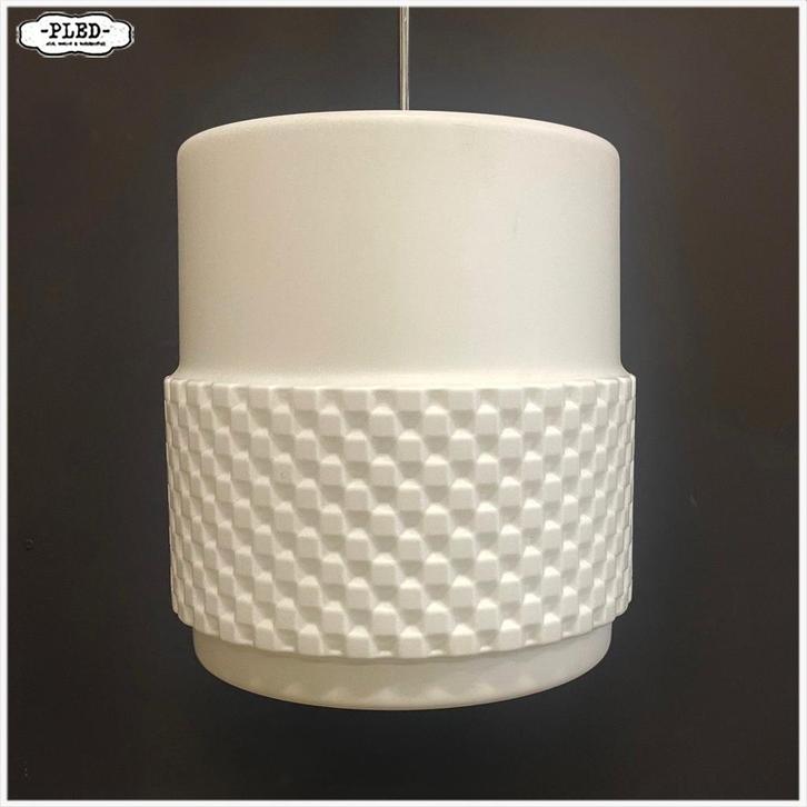 Grote vintage opaline lamp Hanglamp Pensellamp, Huis en Inrichting, Lampen | Hanglampen, Gebruikt, Minder dan 50 cm, Glas, Ophalen
