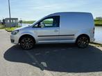 Volkswagen Caddy 1.6 TDI Airco / Navigatie / Trekhaak / MARG, Voorwielaandrijving, Euro 5, Gebruikt, Zwart