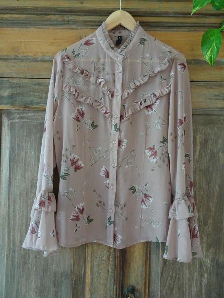 Floral bloemen AMISU blouse maat M, Kleding | Dames, Blouses en Tunieken, Zo goed als nieuw, Maat 38/40 (M), Ophalen of Verzenden