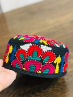 Afghaanse Mannenhoed - Traditioneel Borduurwerk, Ophalen of Verzenden, Nieuw, One size fits all, Hoed