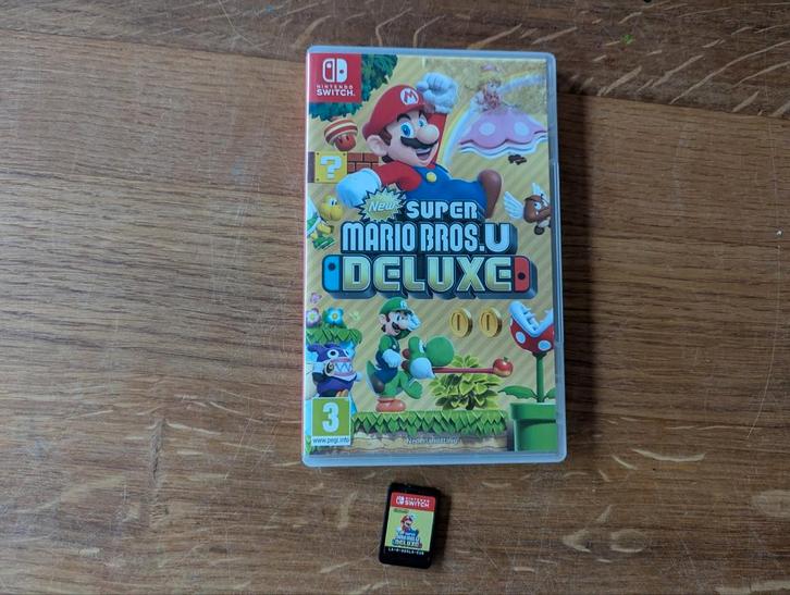 New Super Mario Bros. U Deluxe, Spelcomputers en Games, Games | Nintendo Switch, Zo goed als nieuw, Platform, 3 spelers of meer