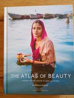 Atlas of Beauty : Women of the World in 500 Portraits, Ophalen of Verzenden, Zo goed als nieuw