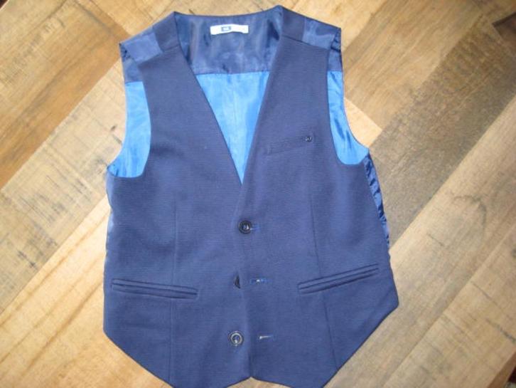 Prachtige mooie nieuwe blauwe jongens Vestje (maat 134-140), Kinderen en Baby's, Kinderkleding | Maat 134, Zo goed als nieuw, Jongen