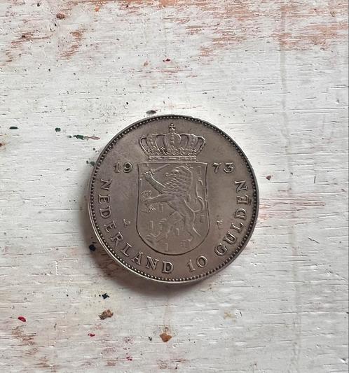 1 Zilveren 10 gulden tientje uit 1973, Postzegels en Munten, Munten | Nederland, 10 gulden, Koningin Juliana, Ophalen of Verzenden