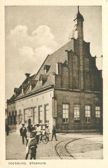 (388-567-035) Doesburg Stadhuis beschikbaar voor biedingen