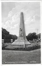 AK Den Helder - Marinemonument voor hen die vielen, Verzenden, 1920 tot 1940, Gelopen, Noord-Holland