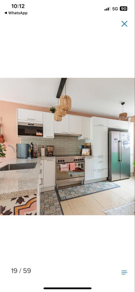 Witte Hoekkeuken met Inbouwapparatuur, Huis en Inrichting, Keuken | Complete keukens, Zo goed als nieuw, Hoekkeuken, Wit, Kunststof