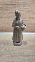 Bronskleurig beeldje 'De Contente Vrouw', Ophalen of Verzenden