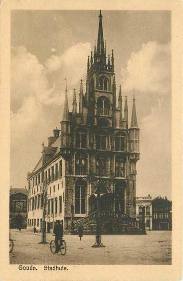 (300-435-059) Gouda Stadhuis beschikbaar voor biedingen