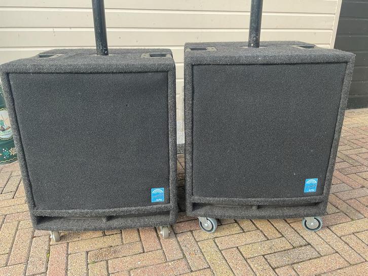 KME 15 inch sub bas speakers 500 watt formaat 50x52x60, Muziek en Instrumenten, Versterkers | Keyboard, Monitor en PA, Gebruikt